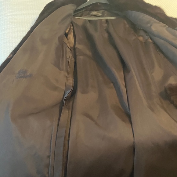 Beautiful fur coat - Picture 12 of 14